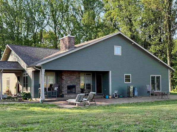 11925 E Cates Rd, Wheatland, IN 47597