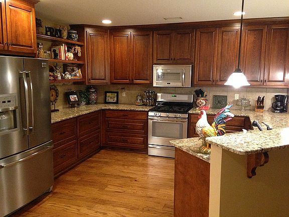 Kitchen with all appliances