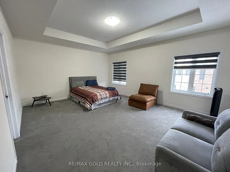 537 Veterans Dr — Photo 23