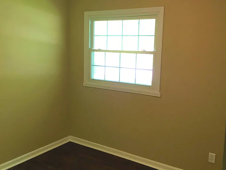 225 Glendale Dr — Photo 5