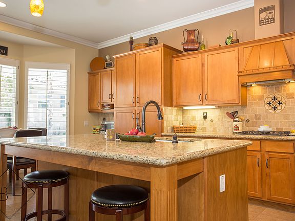 4th image of 26731 Paddington Ct