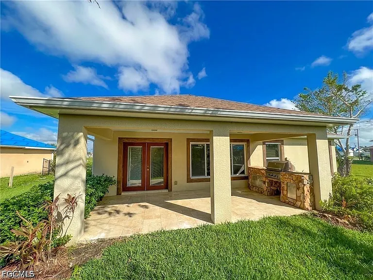 2032 NW 5th St — Photo 18