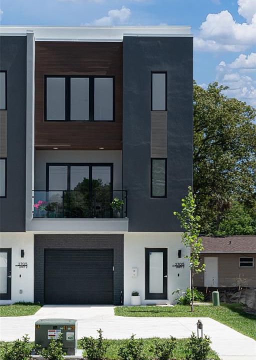 1st image of 2705 N Boulevard St #1