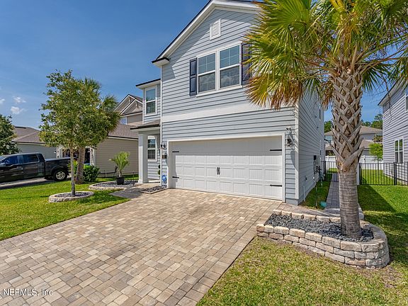 4th image of 225 MILLERSTONE Drive