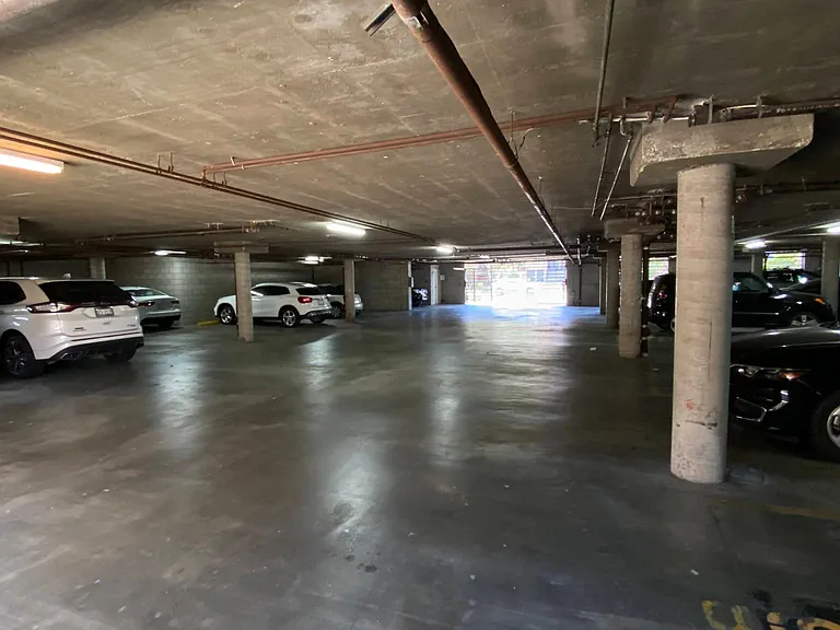 14615 Burbank Blvd #201 — Photo 6