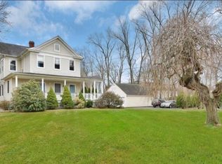 696 Harristown Rd FLOOR 1, Glen Rock, NJ 07452