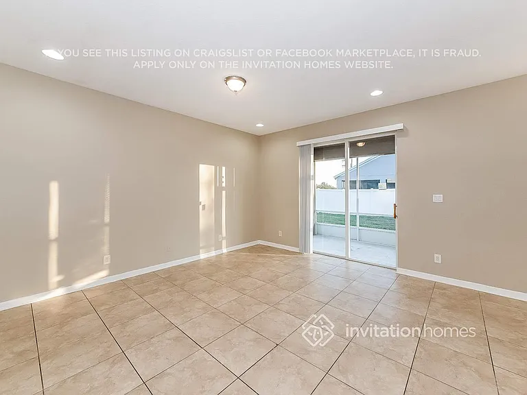 10229 36th Ct E — Photo 4