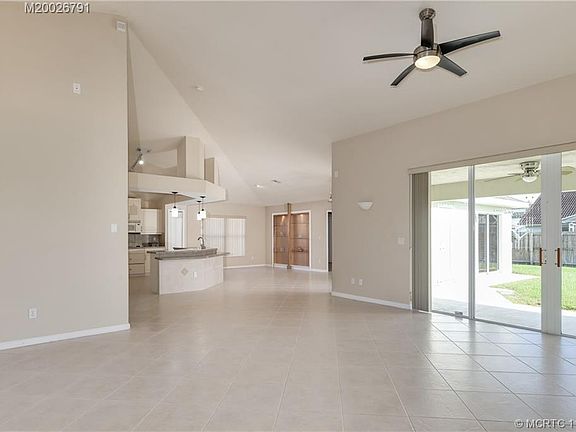 3rd image of 2495 SW Falcon Cir