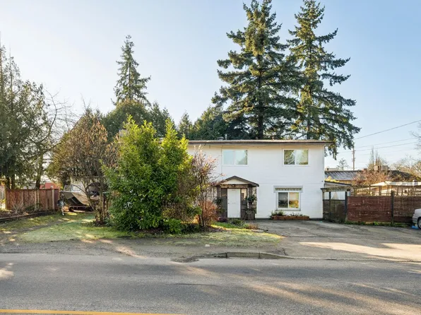 22680 Brown Ave, Maple Ridge, BC V2X 3R5