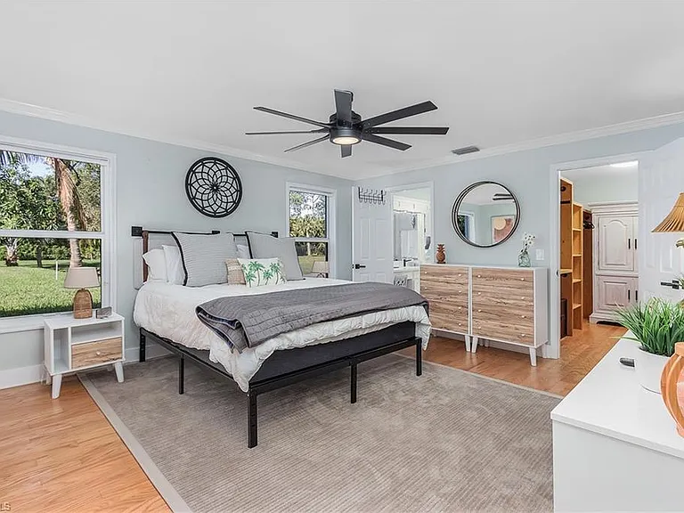 2950 Coach House Ln — Photo 15