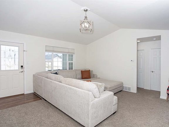 2nd image of 2994 W Copper Ridge Loop