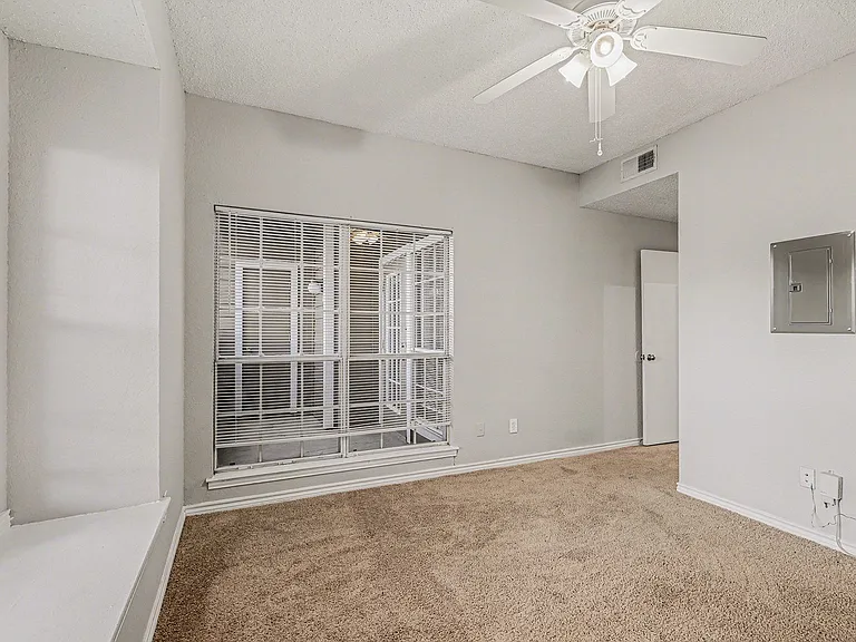 3607 W Northgate Dr #113 — Photo 11