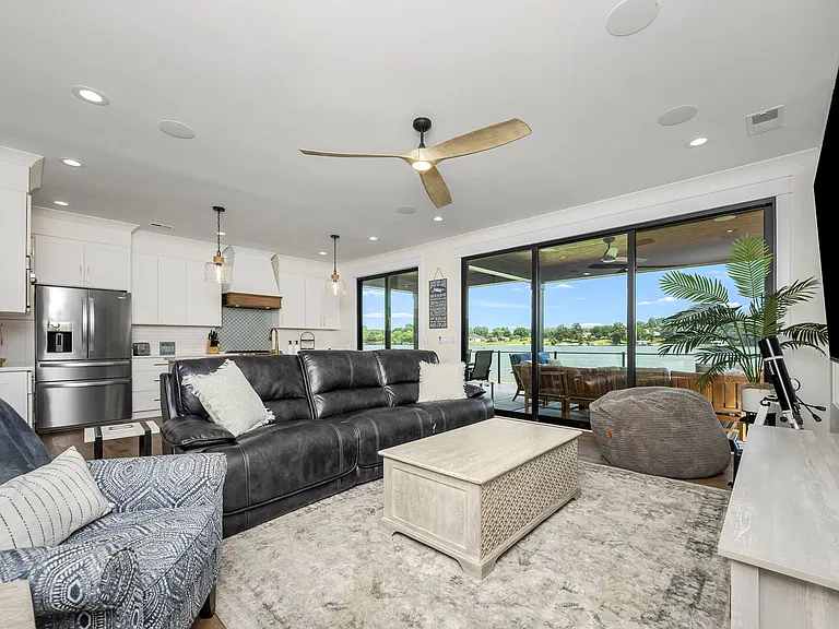58 Barefoot Ln — Photo 36