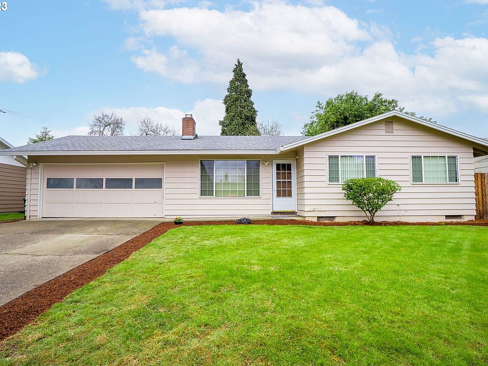 1st image of 851 SE 15th Ave