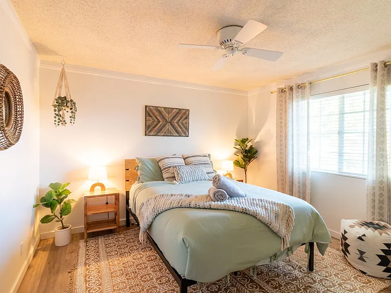 3433 E Lazy Ln — Photo 12