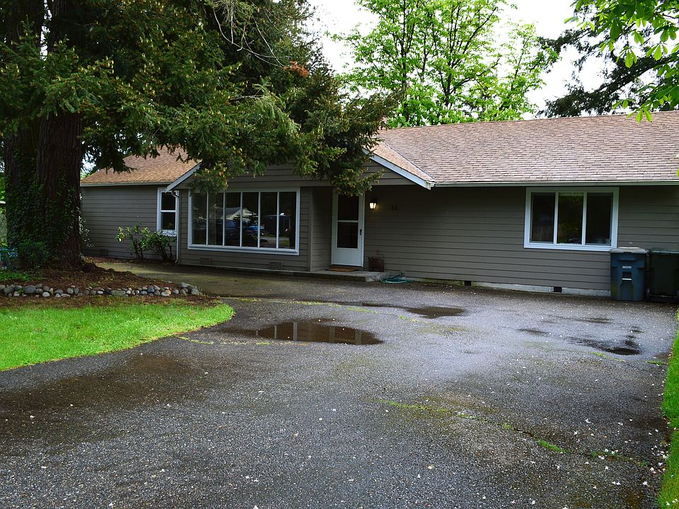 1st image of 44 Beverly Dr SW