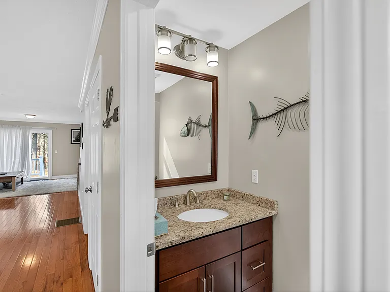 5 Twin Ponds Dr #8 — Photo 6