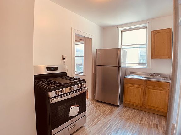 5th image of 21-27 27th St #1D
