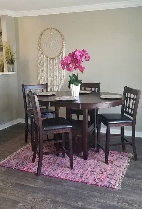 Elevate Dinning 1bd