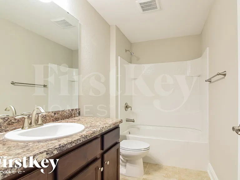 14503 Dunrobin Dr — Photo 13