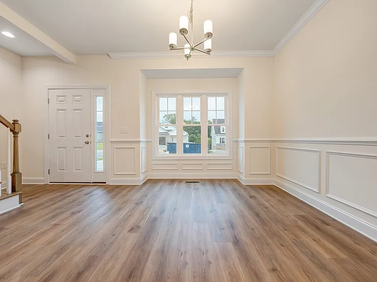 117 Parker Ln — Photo 4