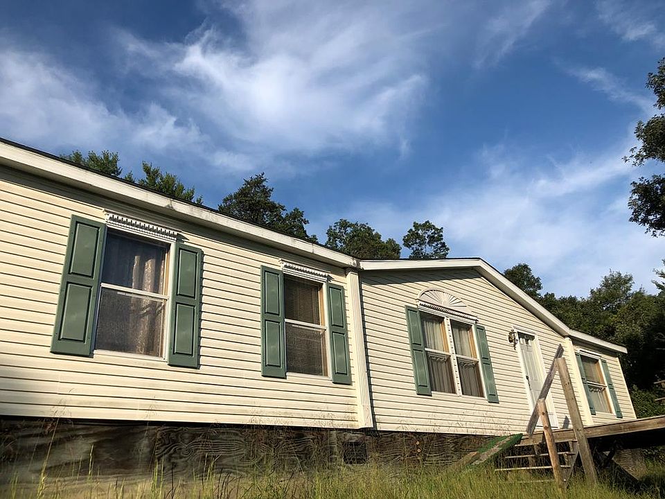 1st image of 22222 Pickett Ln