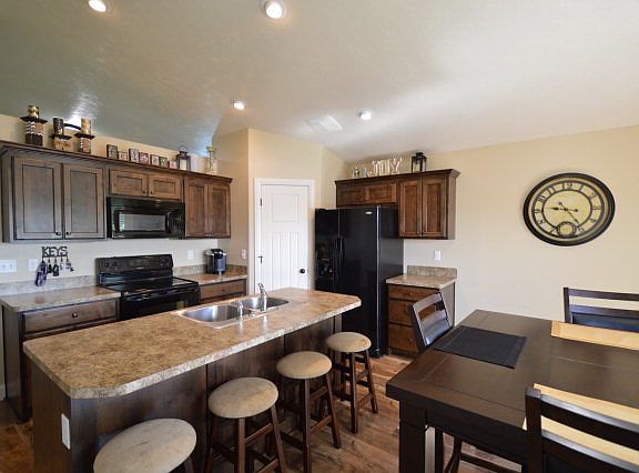 5th image of 3272 N Quaky Aspen Dr