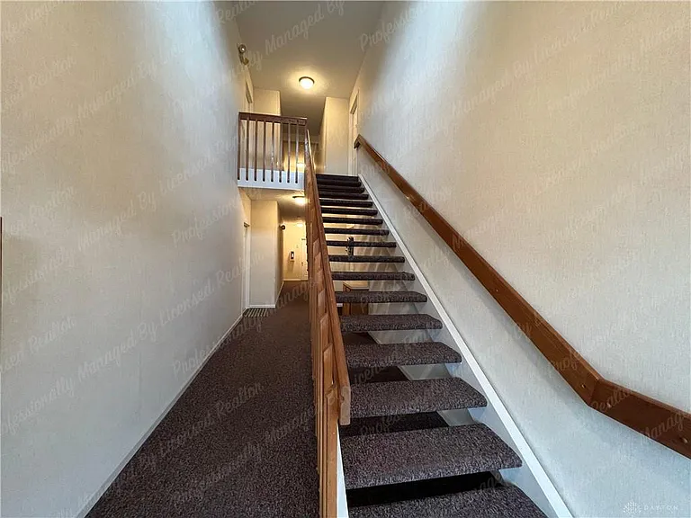 6650 Wareham Ct #8 — Photo 2