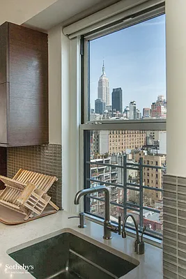 Sold by Sotheby's International Realty | media 15