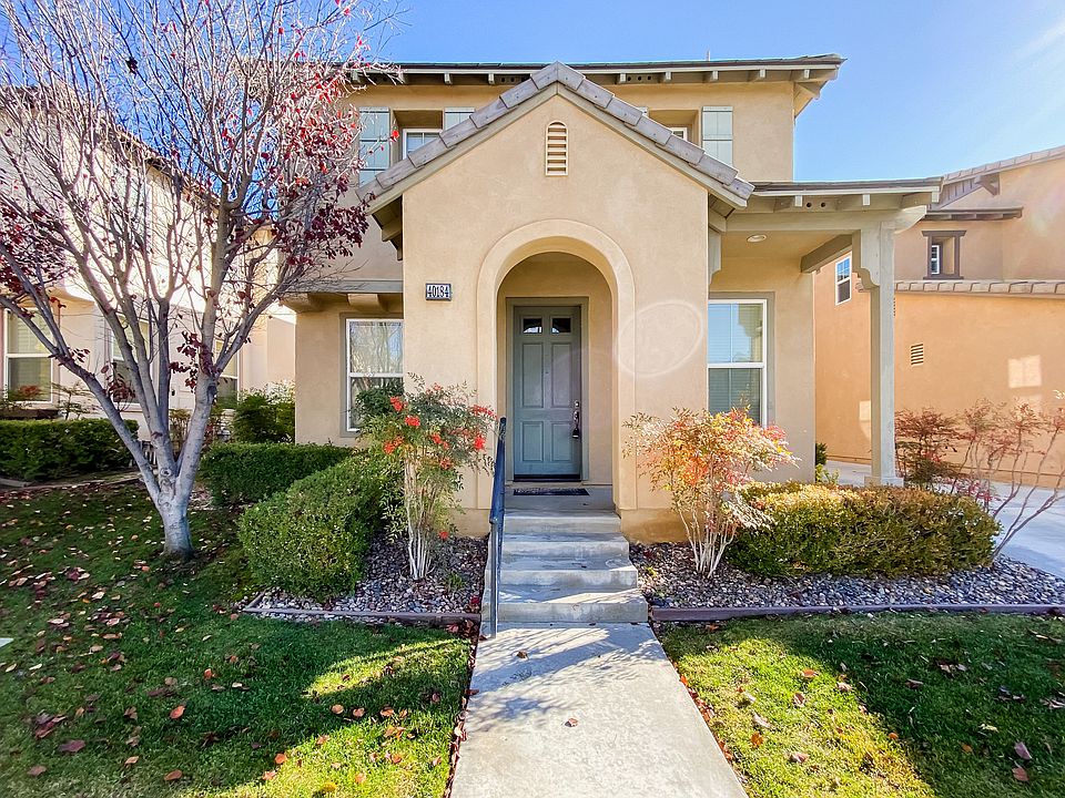 1st image of 40184 Bellevue Dr