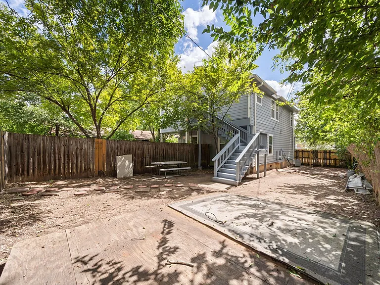 4612 Bennett Avenue — Photo 43