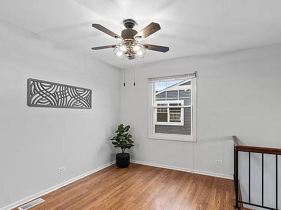 2nd image of 316 Farmingdale Cir