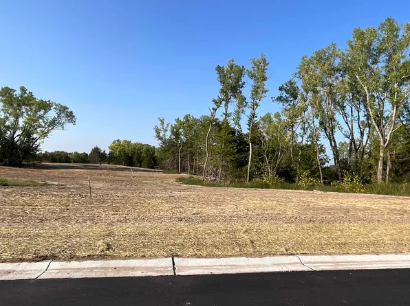 4 W Calvert St #B, Wichita, KS 67217