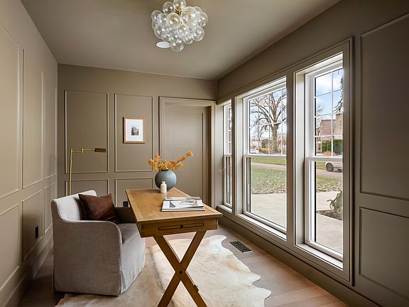 5th image of 1869 Tewksbury Rd