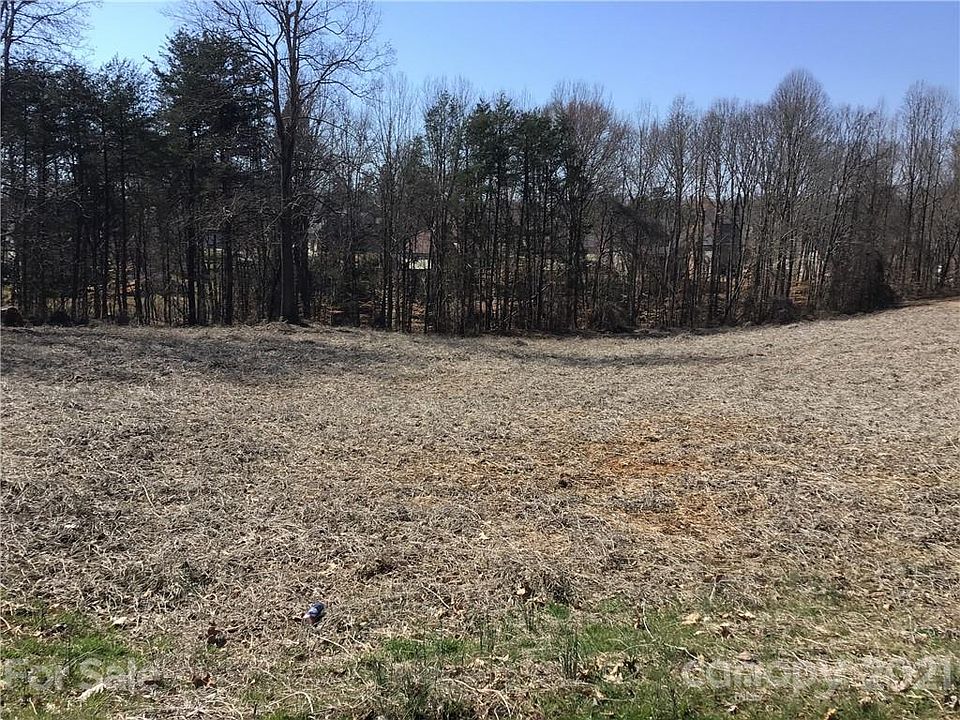 1st image of 153 Ginger Ln