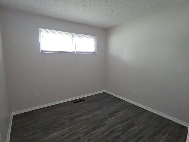 5612 Harshmanville Rd — Photo 15