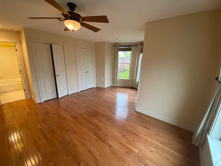 619 I St SE #A — Photo 24