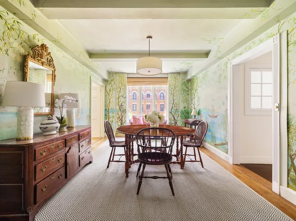350 East 57th Street image 1 of 13
