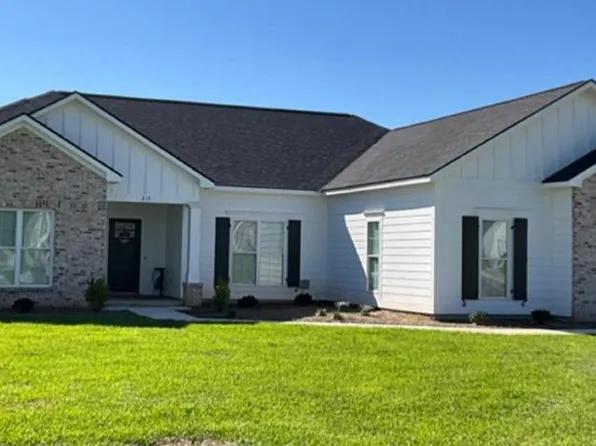 215 Hollister Dr, Albany, GA 31721