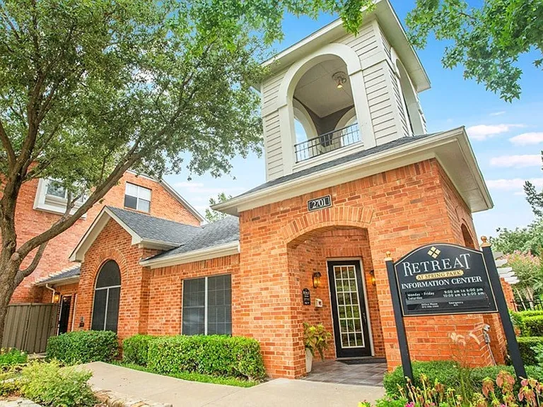 Discover your new home with our leasing experts