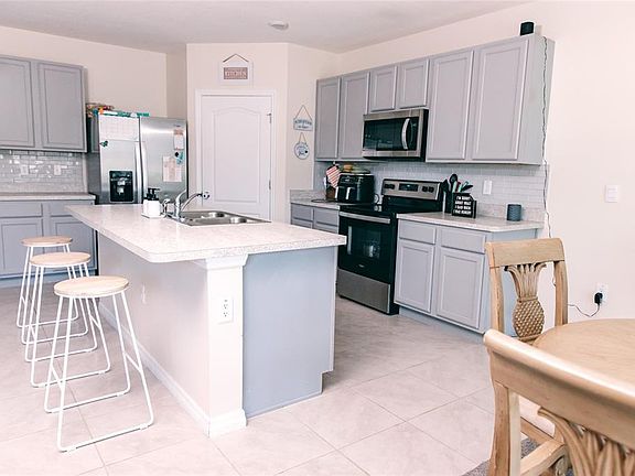3rd image of 791 AUBURN GROVE COURT