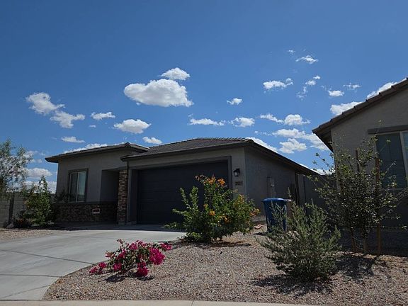 2nd image of 25231 W Huntington Dr