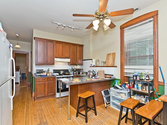 2nd image of 2723 N Monticello Ave #1