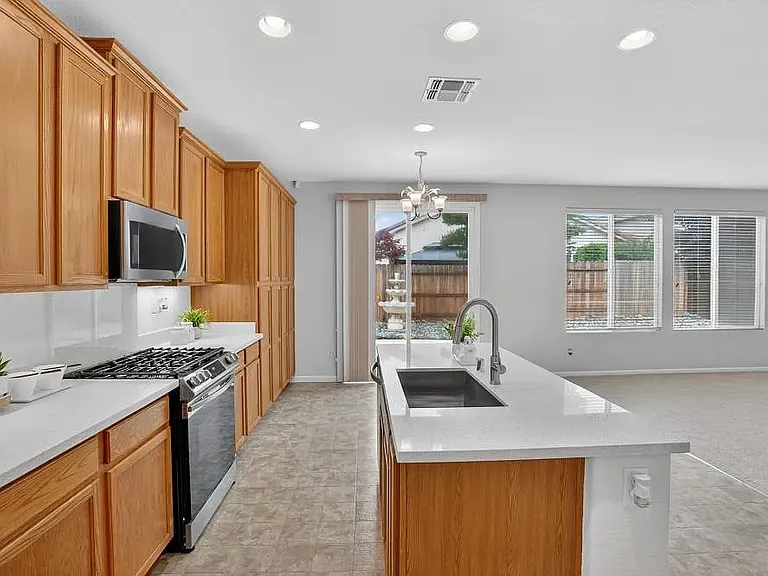 4609 Welera Way — Photo 10