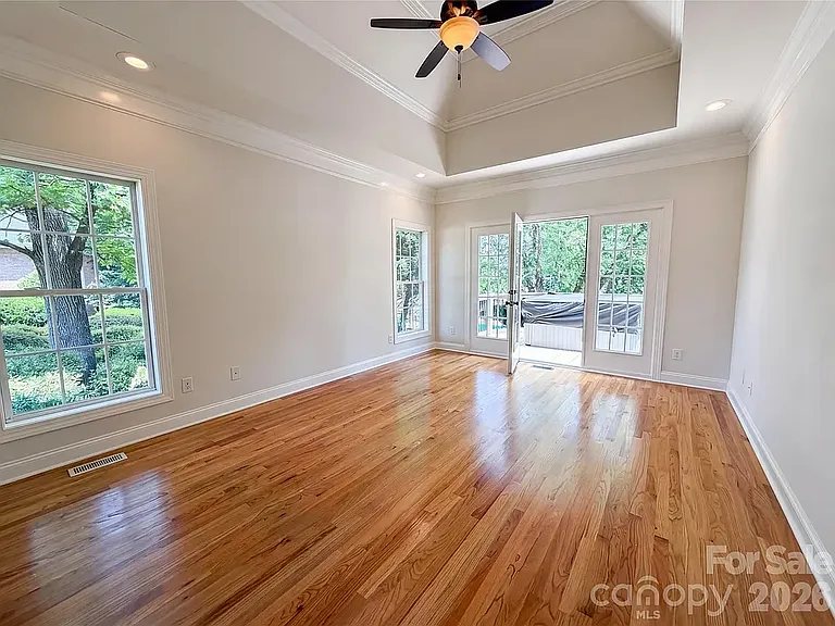 5308 Old Town Ln — Photo 6