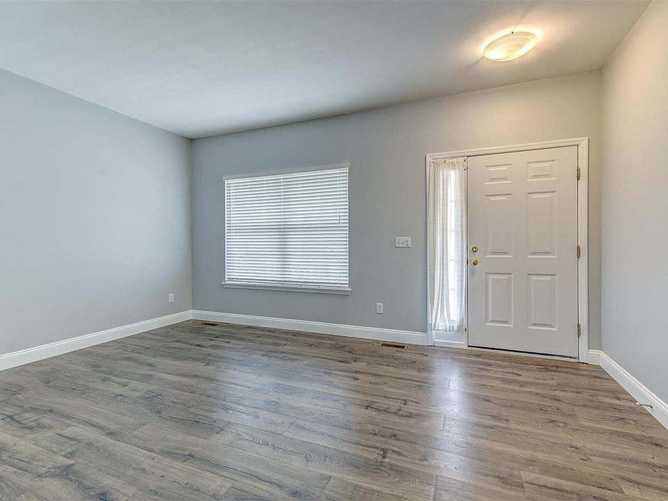 10537 Locust Ave, Saint Louis, MO 63114 Zillow