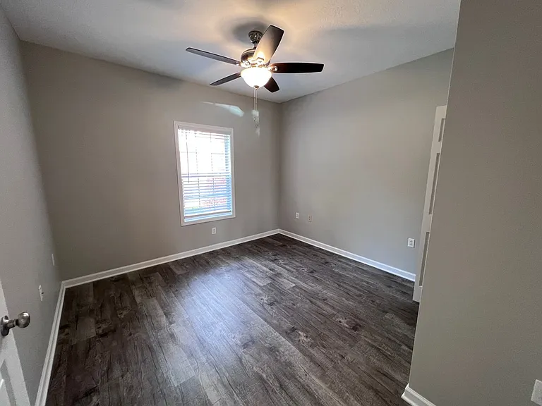 Rand Powell Apartment Homes — Photo 74