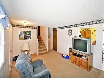 2nd image of 604 40th St N