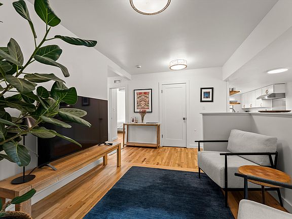 Relaxing Living Area in the Heart of the Apartment