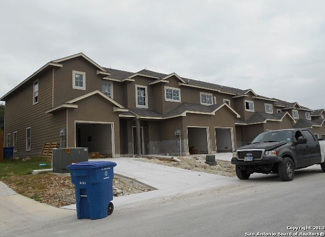1st image of 6411-6413 Aspen Hill